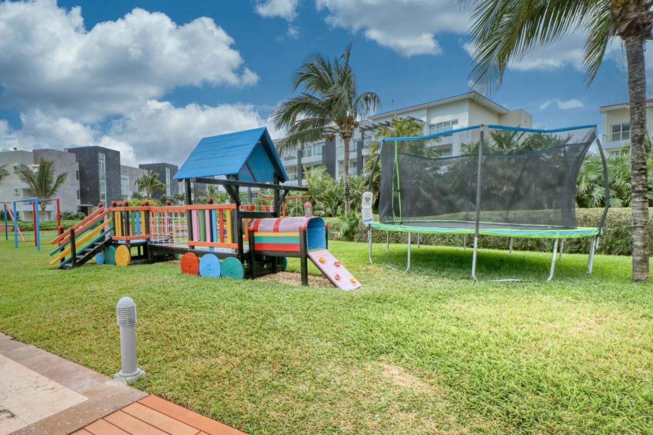 Hakuna Matata 725N At Mareazul Beachfront Playa del Carmen Exterior photo
