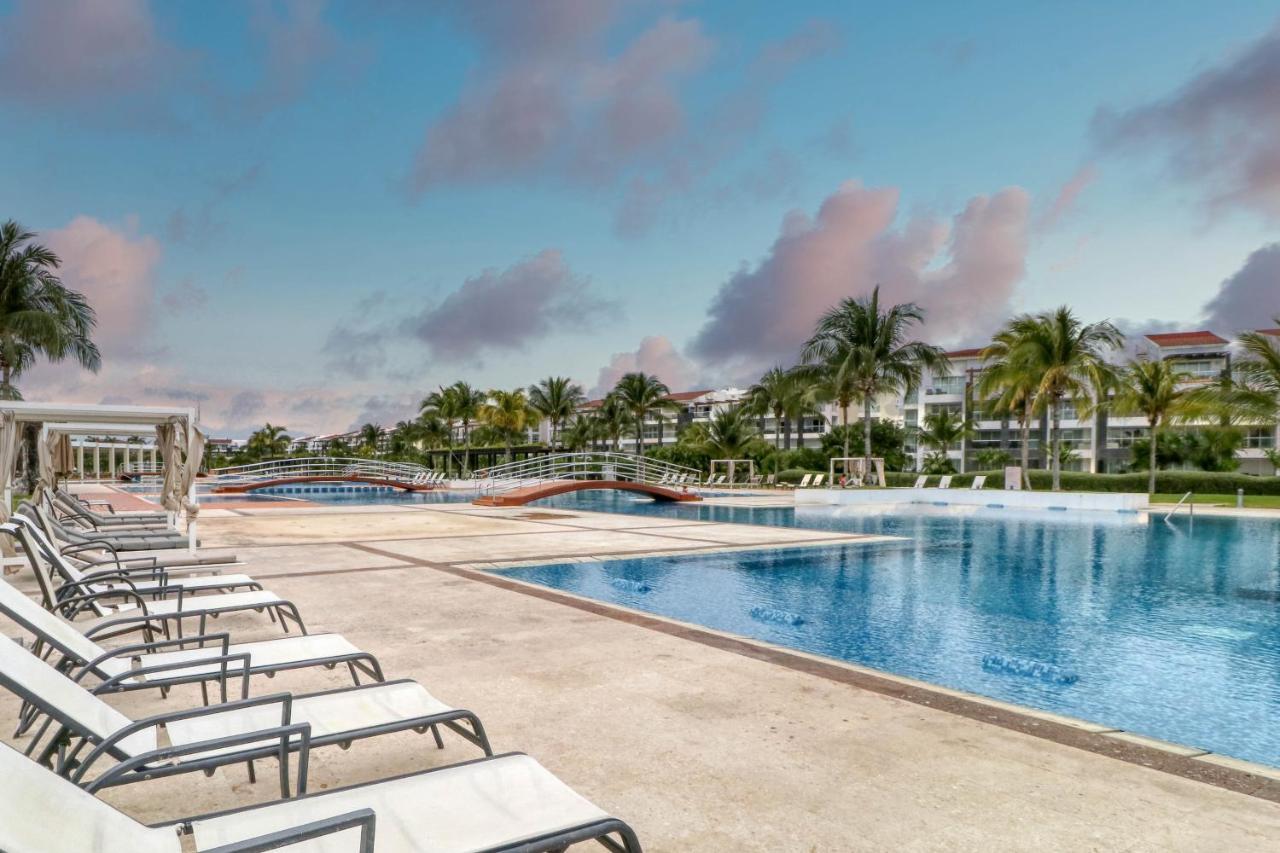 Hakuna Matata 725N At Mareazul Beachfront Playa del Carmen Exterior photo